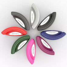 Laden Sie das Bild in den Galerie-Viewer, Barnery Trensenhalter versch. Farben